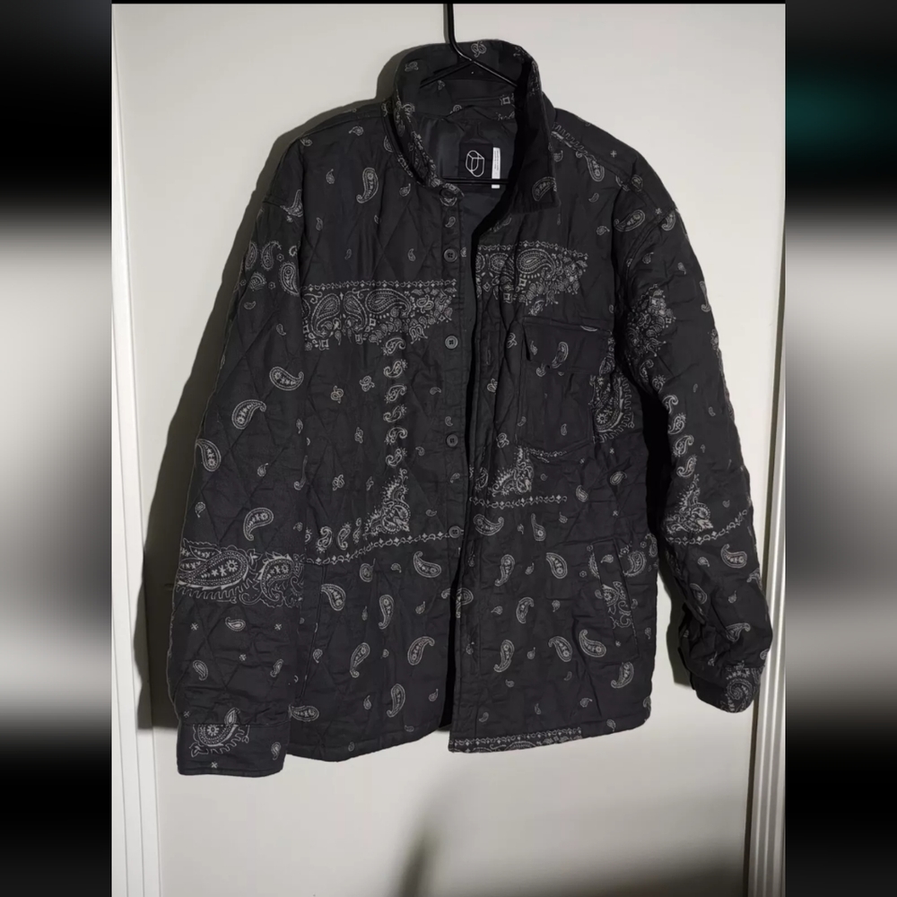 Men's French Cuff Long Sleeve Shirt Jacket Original Use Gray w print Quilted M